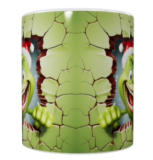 Weihnachts-Keramik-Tasse – Lustiges grünes Motiv (330 ml)