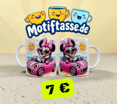 Fröhliche Maus im rosa Cabrio – Keramik-Tasse (330 ml)